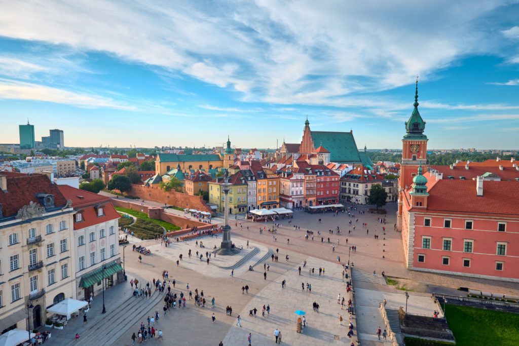 6 polskich miast, które warto odwiedzić latem