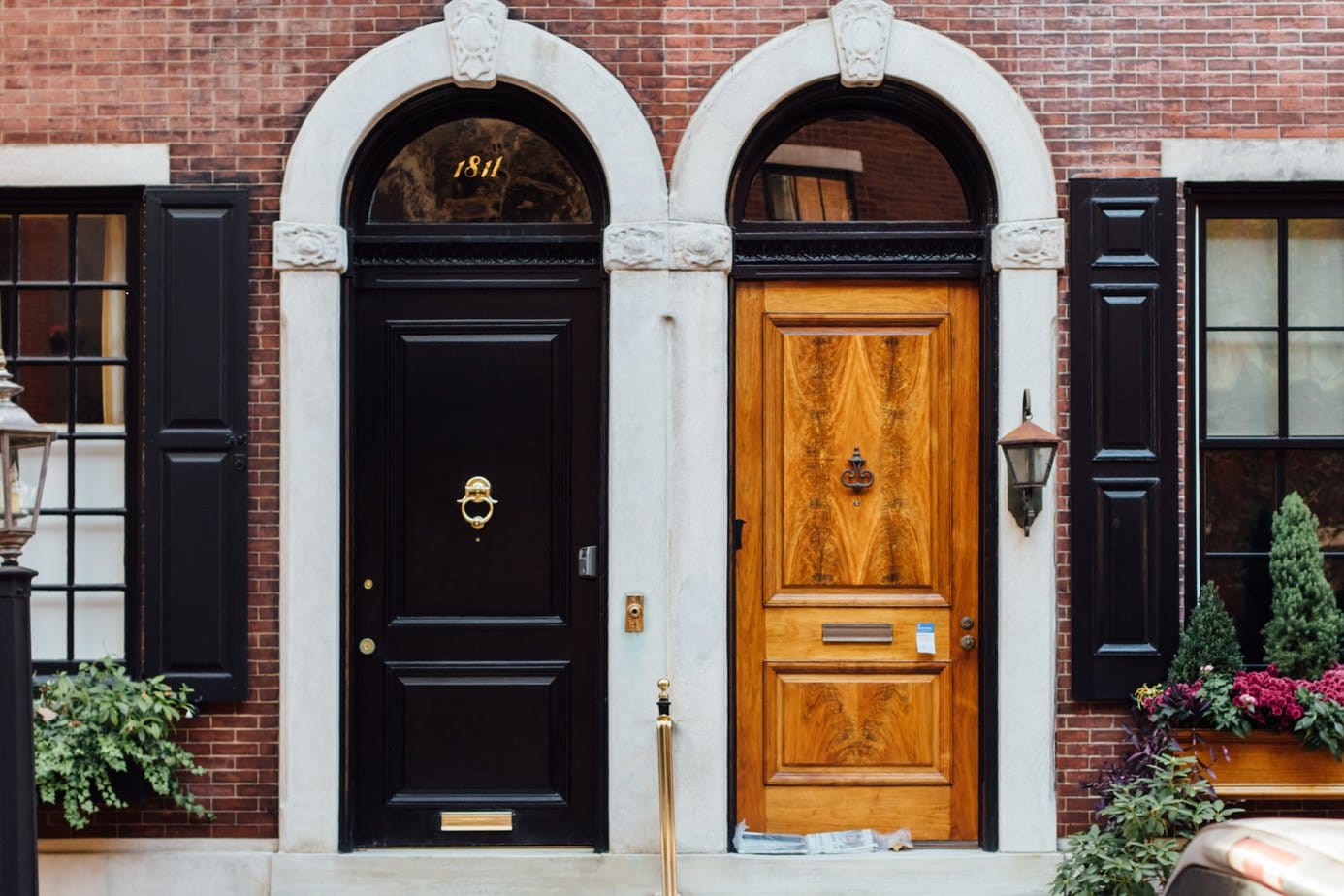 Wybór drzwi wejściowych – co jest ważne?