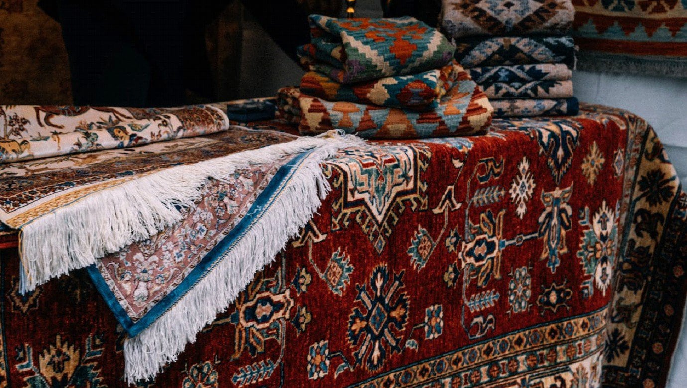 Charakterystyka i zastosowanie dywanów perskich